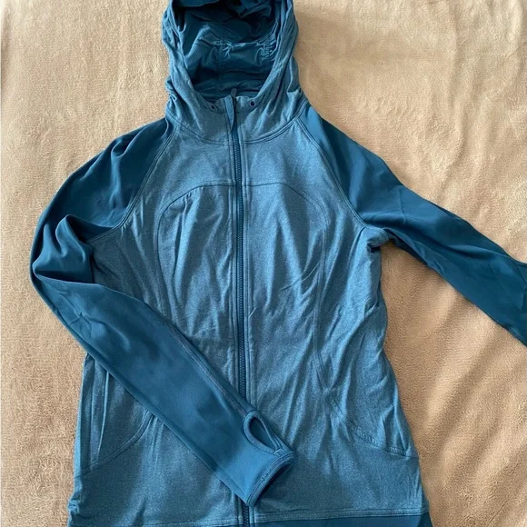 lululemon Reversible Jacket - Picture 7 of 11